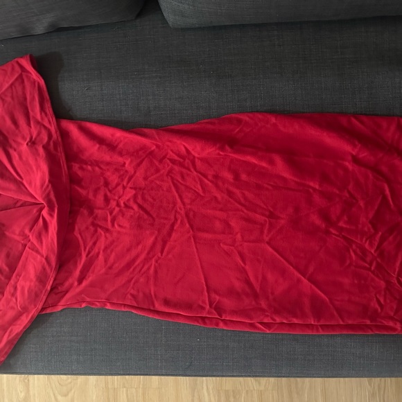 Red Shoulder Dress - Picture 6 of 10